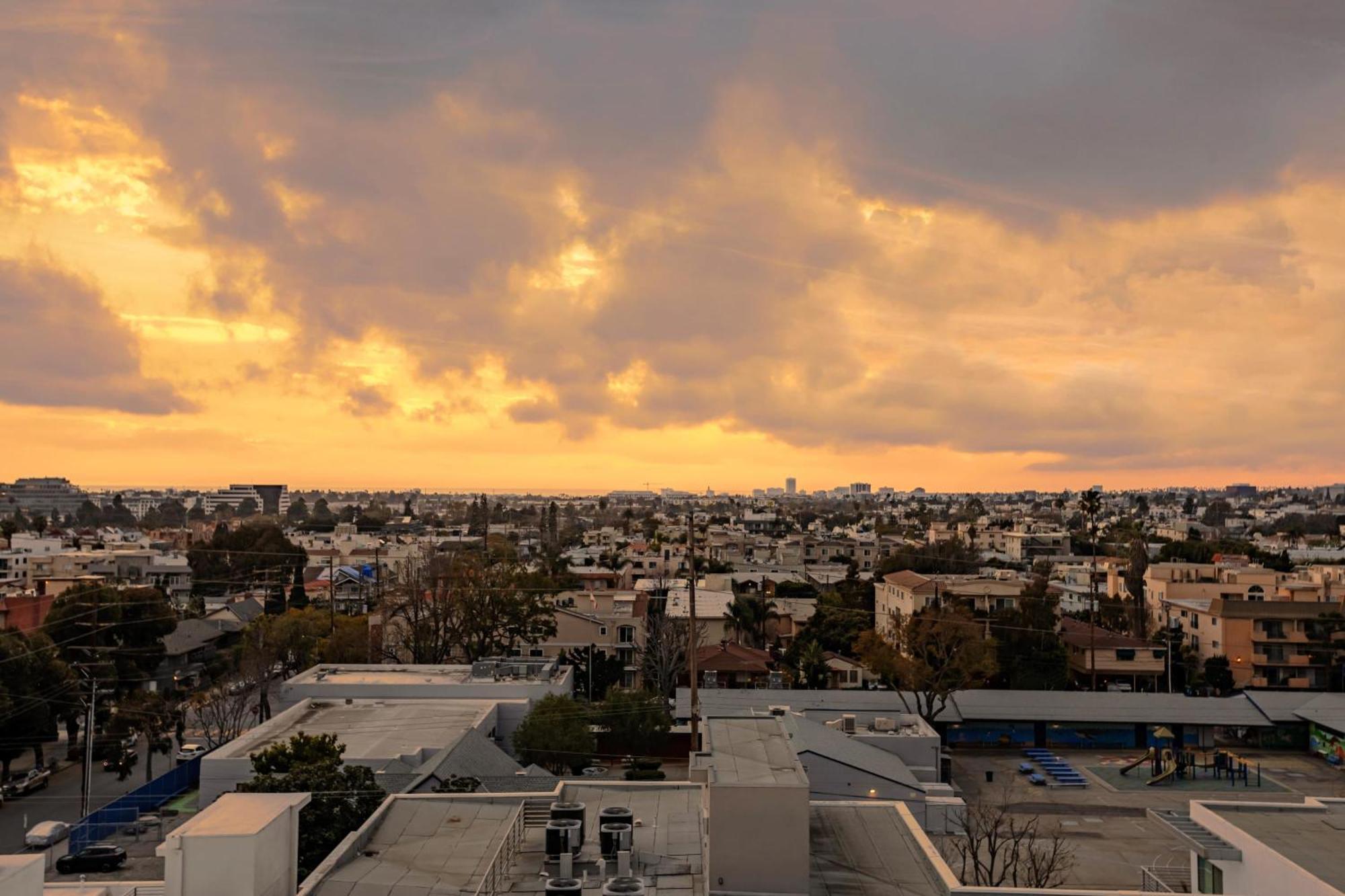 Stylish Coliving Suite W Walk In Closet Near Ucla Los Angeles Eksteriør bilde